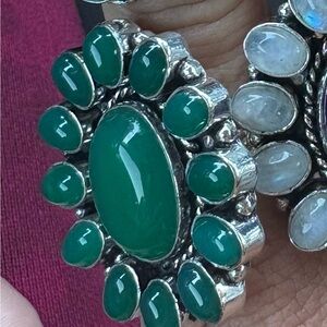 Elegant Green and Silver Women's Ring size 9.5